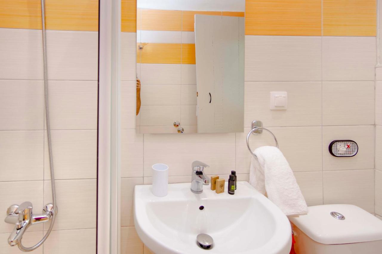 Seascape Elegant Residence Gouvia Marina Kontokali Esterno foto